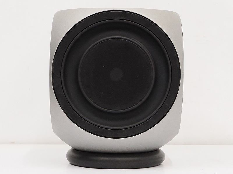 B&O BeoLab 2