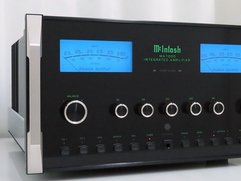 McIntosh MA7000