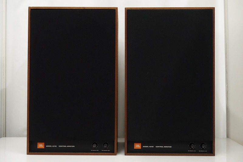 JBL 4311B