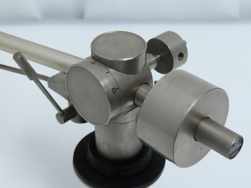 Fidelity-Research FR-64