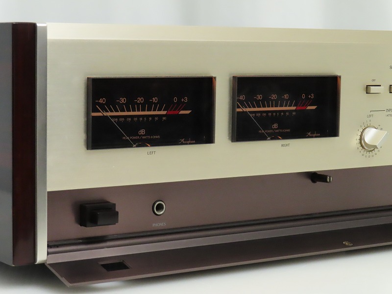 Accuphase P-300V