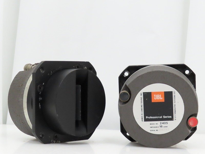 JBL 2405