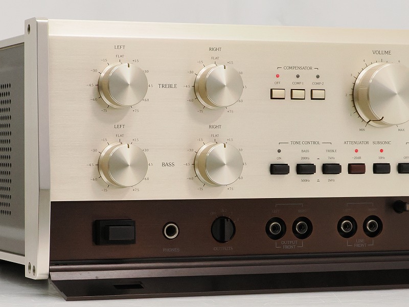 Accuphase C-200L