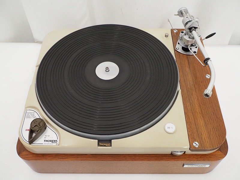 THORENS TD121
