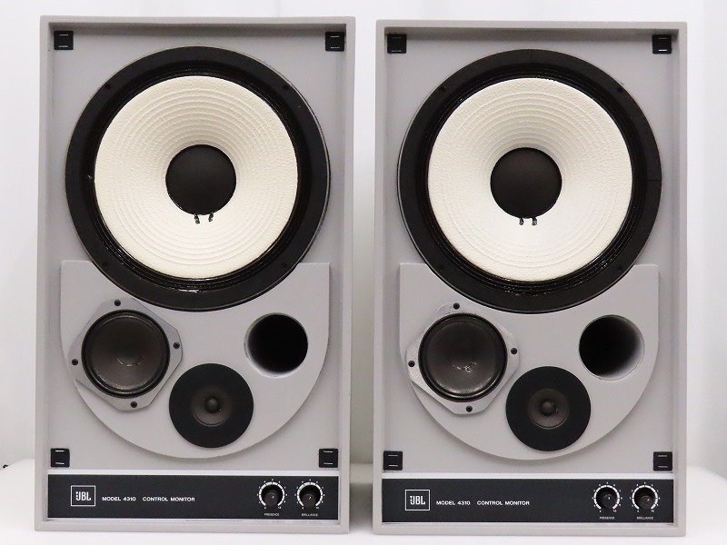 JBL 4310