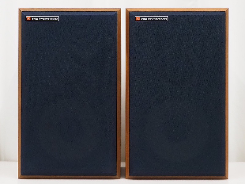 JBL 4307