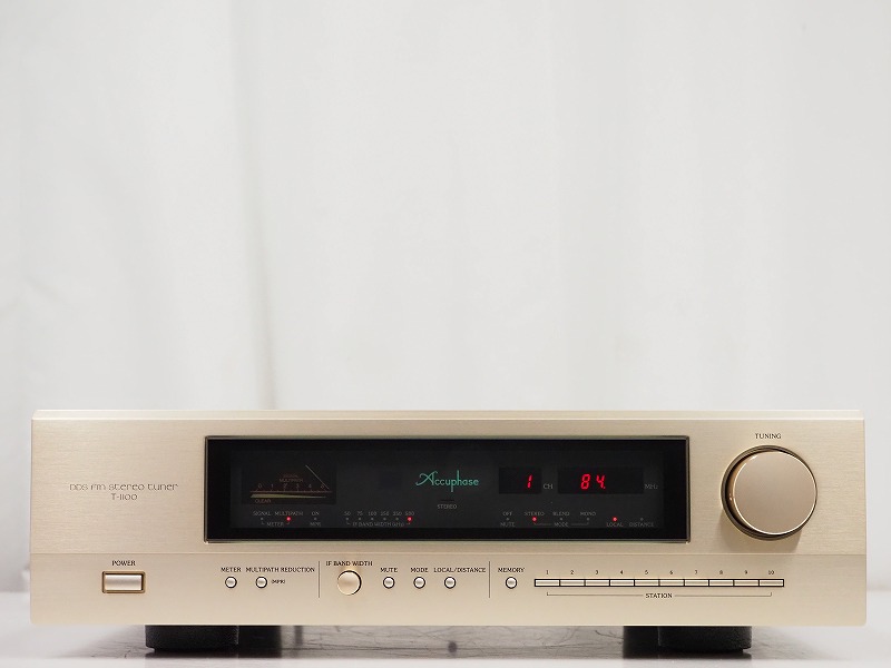 Accuphase T-1100