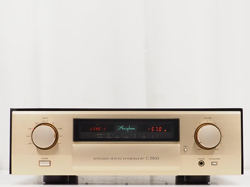 Accuphase C-2900